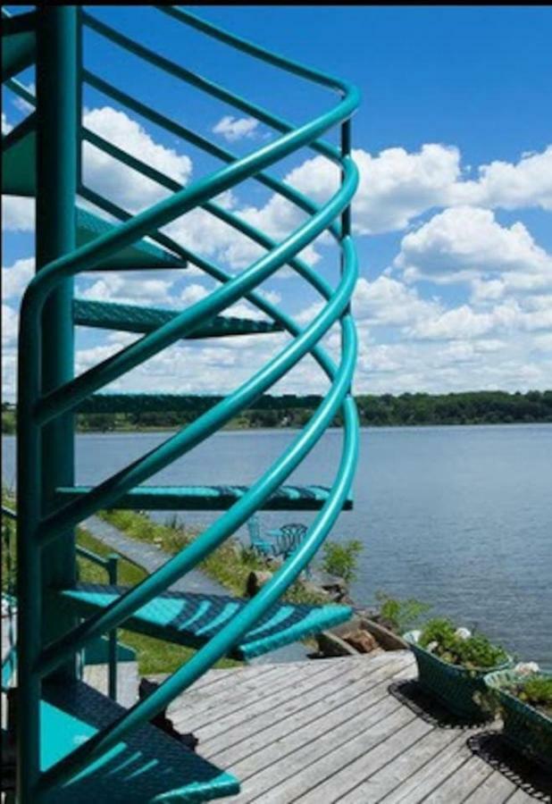 Hudson Riverfront Home Catskill Bagian luar foto