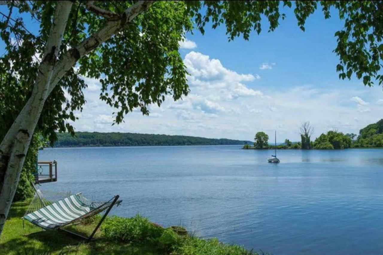 Hudson Riverfront Home Catskill Bagian luar foto